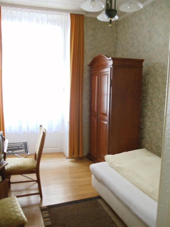 Hotel Zum Pfalzgrafen Χαϊδελβέργη Δωμάτιο φωτογραφία